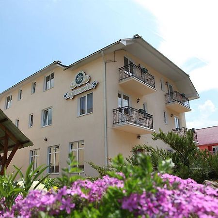 Edelweiss Ξενοδοχείο Polyana  Εξωτερικό φωτογραφία